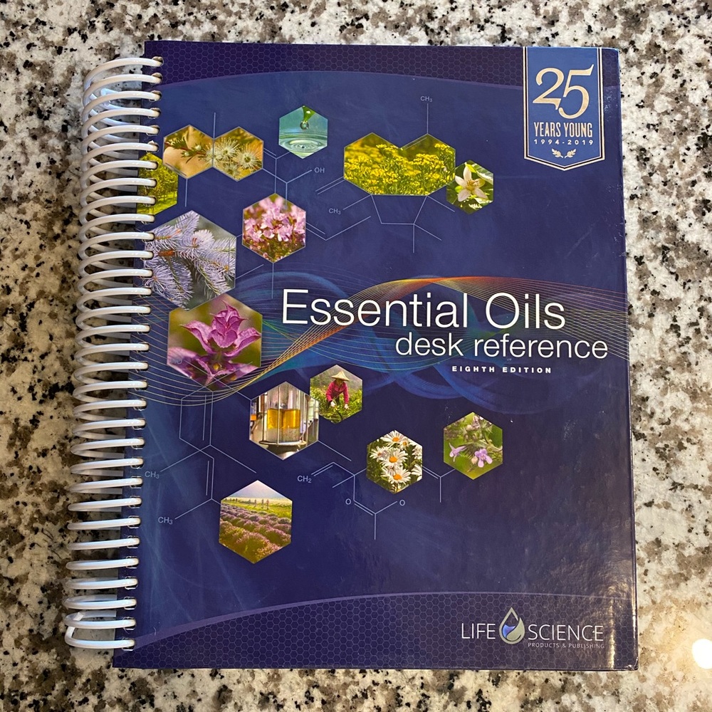 Essential Oils Desk Reference 8th Edition 2019